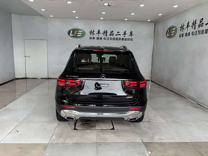 Mercedes-Benz GLB-Class 2025 2025款 GLB 220 时尚型