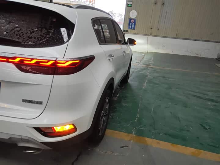 Kia KX5 2021 2021款 2.0L 自动两驱舒适版
