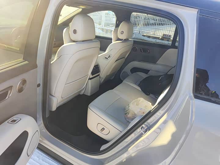 LiXiang i6 2025 2025款 四驱标准版