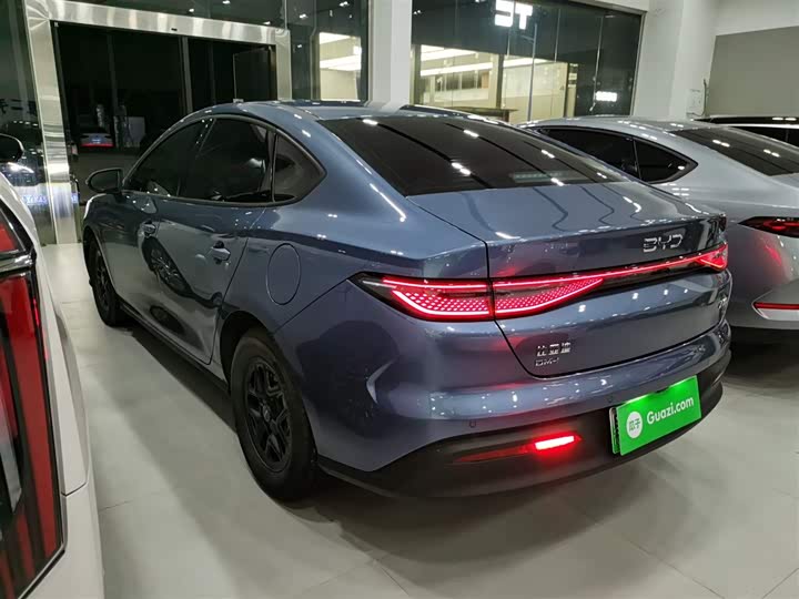 BYD Seal 05 DM-i Hybrid 2025 2025款 DM-i 智驾版 55KM豪华型