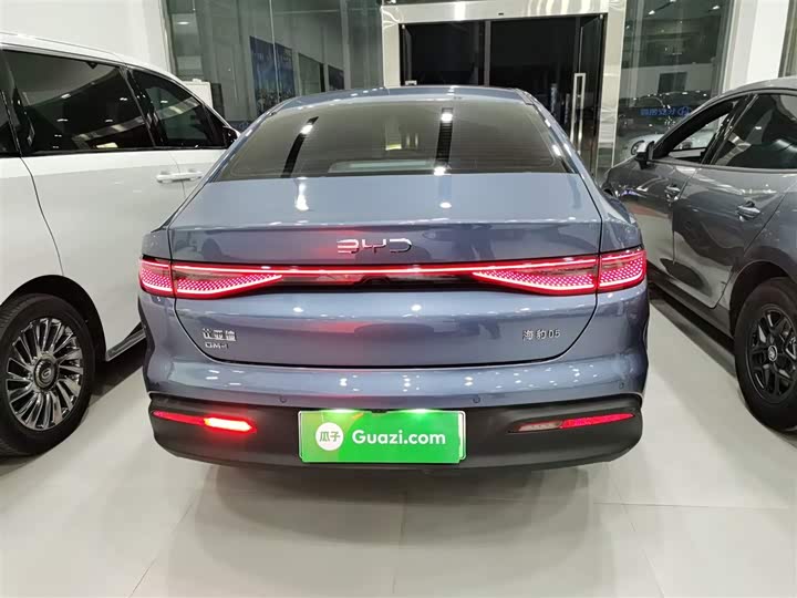 BYD Seal 05 DM-i Hybrid 2025 2025款 DM-i 智驾版 55KM豪华型
