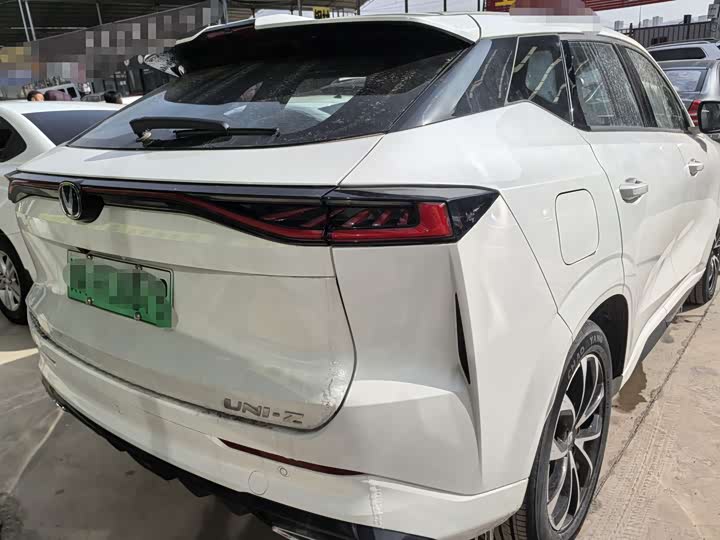 Changan UNI-Z Hybrid 2025 2025款 智慧新蓝鲸 125km 战舰版