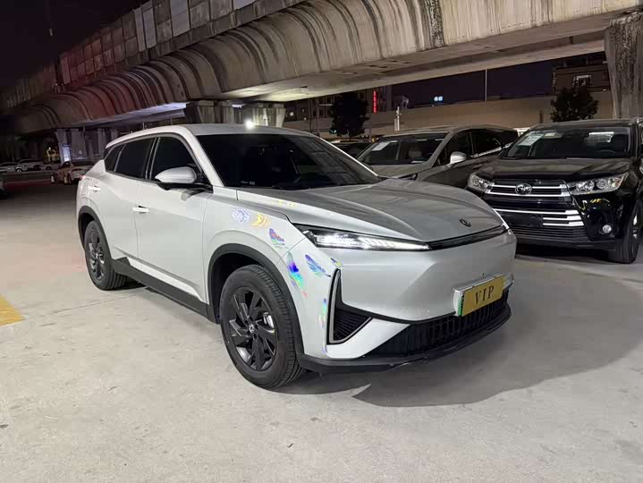 Dongfeng Aeolus L7 2025 2025款 518畅享型冠军版