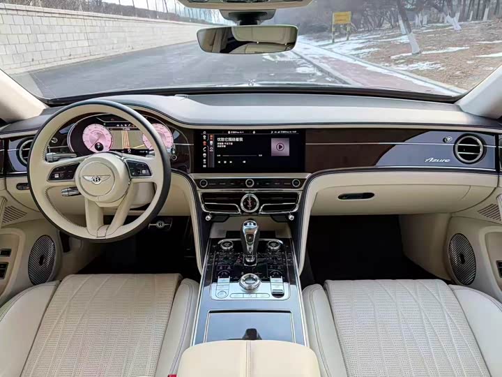 Bentley Flying Spur 2023 2023款 4.0T V8 雅度版