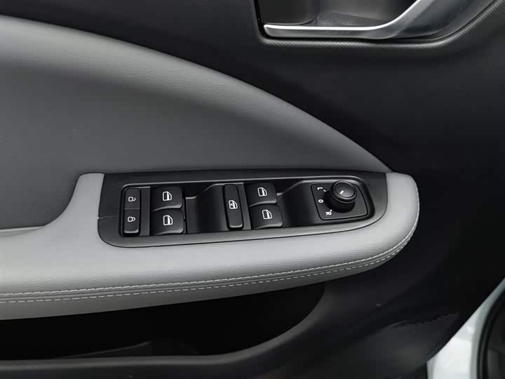 Leapmotor T03 2025 2025款 310舒享版