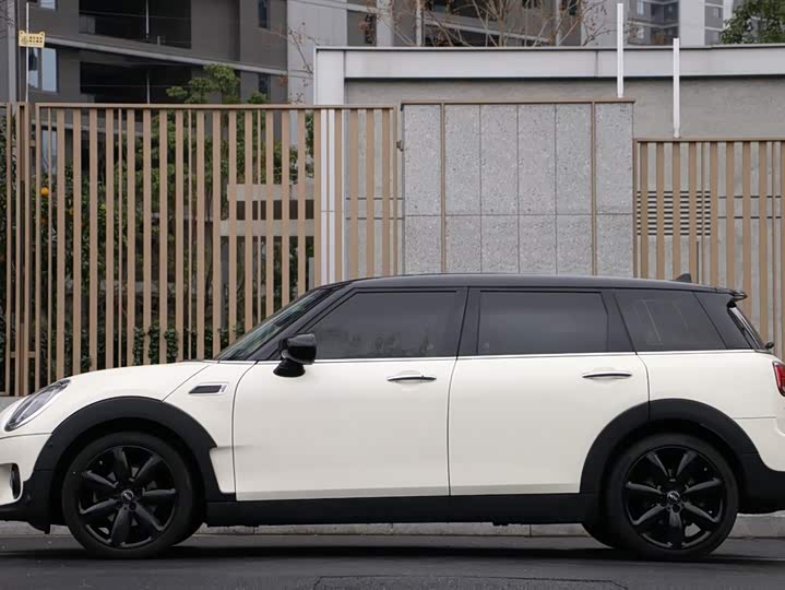 Mini Clubman 2022 2022款 1.5T COOPER 鉴赏家