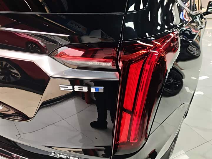 Cadillac XT6 2022 2022款 2.0T 六座两驱豪华型