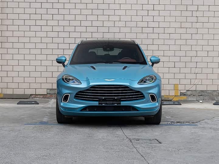 Aston Martin DBX 2022 2022款 3.0T STRAIGHT-SIX