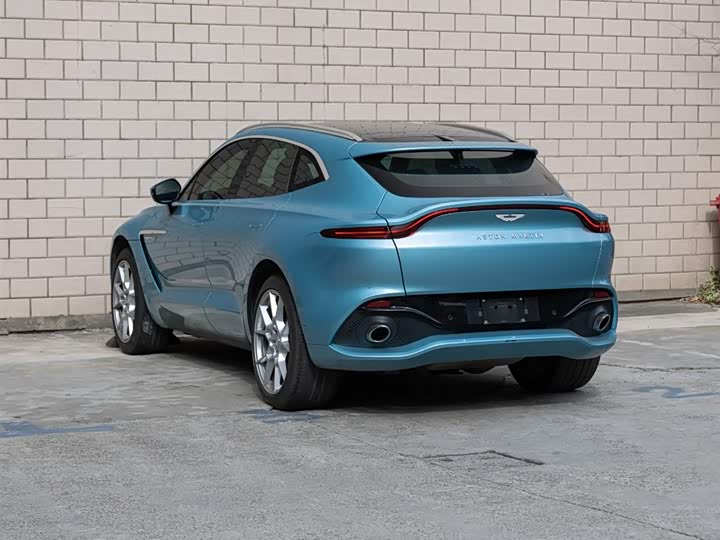Aston Martin DBX 2022 2022款 3.0T STRAIGHT-SIX