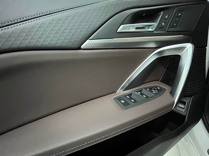 BMW X2 2024 2024款 sDrive25i M运动套装