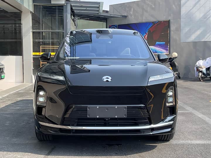 2026 Nio ES8
