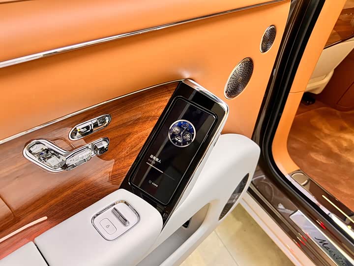 Maextro S800 2025 2025款 增程 星耀行政版 4座