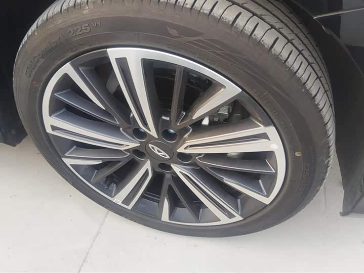 Chery Arrizo 8 2025 2025款 1.6T DCT智