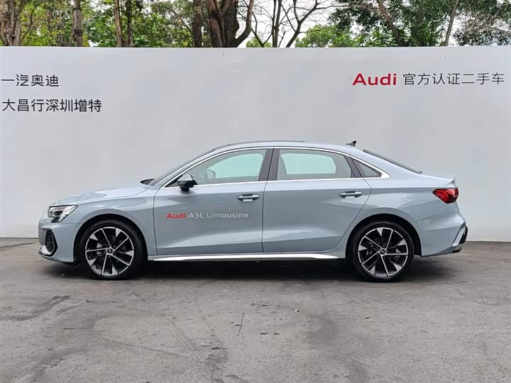 Audi A3 2025 2025款 A3L Limousine 35TFSI 飞驰尊享型