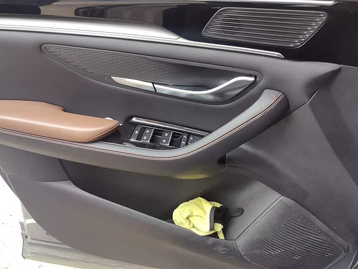 BYD Song Plus 2020 2020款 1.5T 自动尊贵型