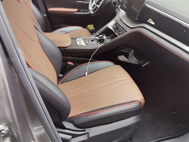 BYD Song Plus 2020 2020款 1.5T 自动尊贵型