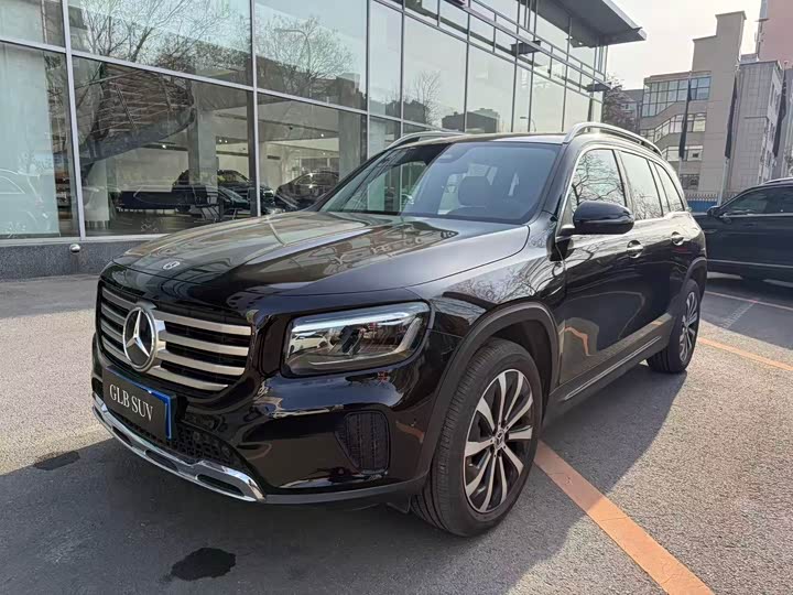 Mercedes-Benz GLB-Class 2025 2025款 GLB 220 时尚型