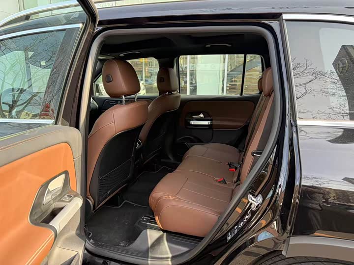 Mercedes-Benz GLB-Class 2025 2025款 GLB 220 时尚型