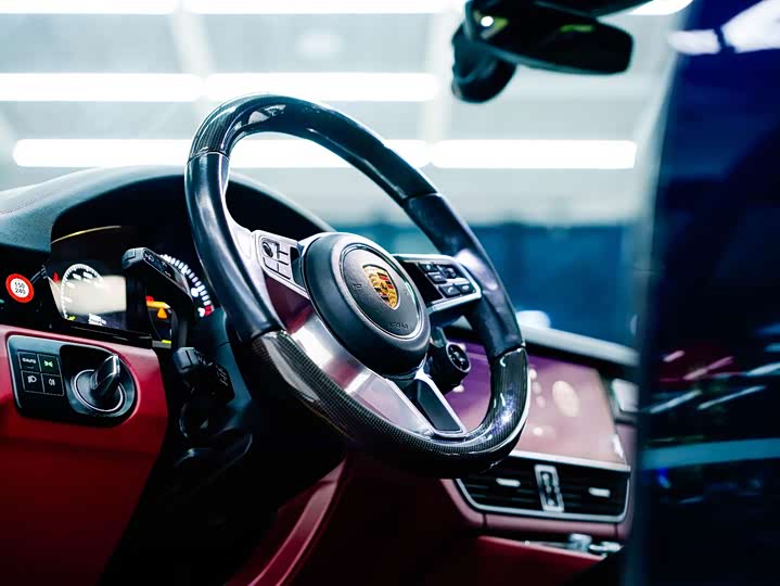 Porsche Cayenne Hybrid 2023 2023款 Cayenne E-Hybrid 2.0T 铂金版