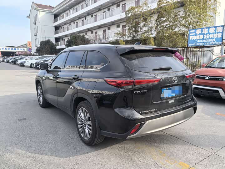 Toyota Highlander 2024 2024款 2.5L智能电混双擎四驱至尊版 7座
