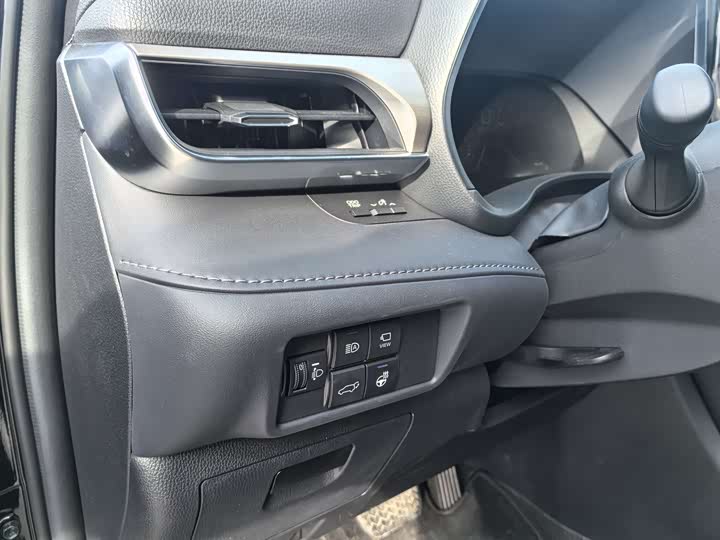 Toyota Highlander 2024 2024款 2.5L智能电混双擎四驱至尊版 7座