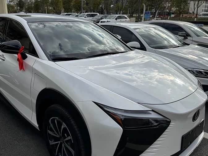 Lexus RZ 2023 2023款 450e 四驱纵享版