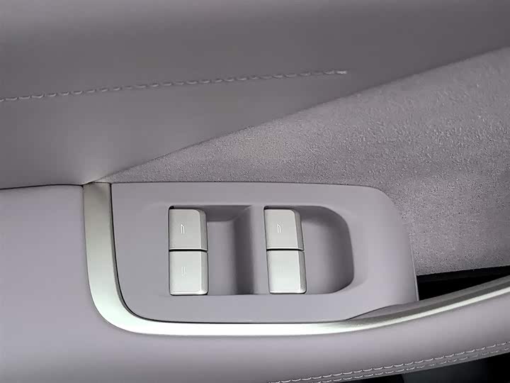 Nio Onvo L60 2025 2025款 60kWh 四驱版