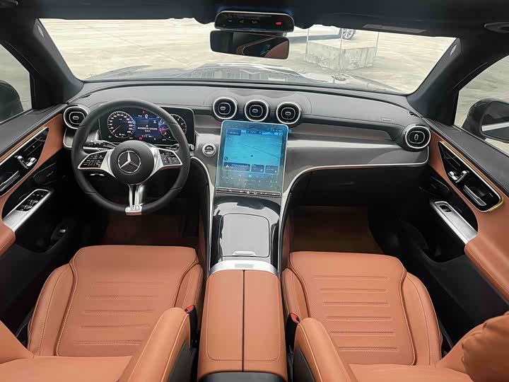 Mercedes-Benz GLC-Class 2025 2025款 GLC 260 L 4MATIC 动感型