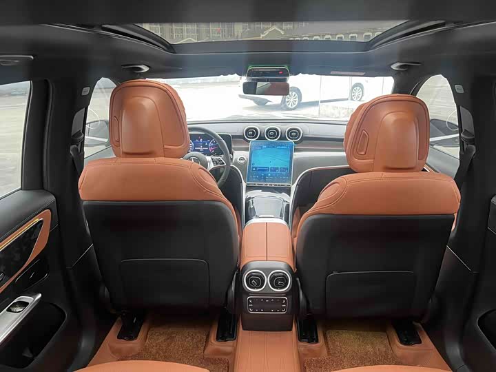 Mercedes-Benz GLC-Class 2025 2025款 GLC 260 L 4MATIC 动感型