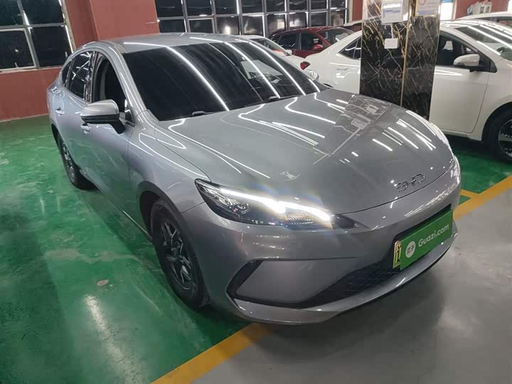 BYD Seal 05 DM-i Hybrid 2025 2025款 DM-i 智驾版 55KM豪华型