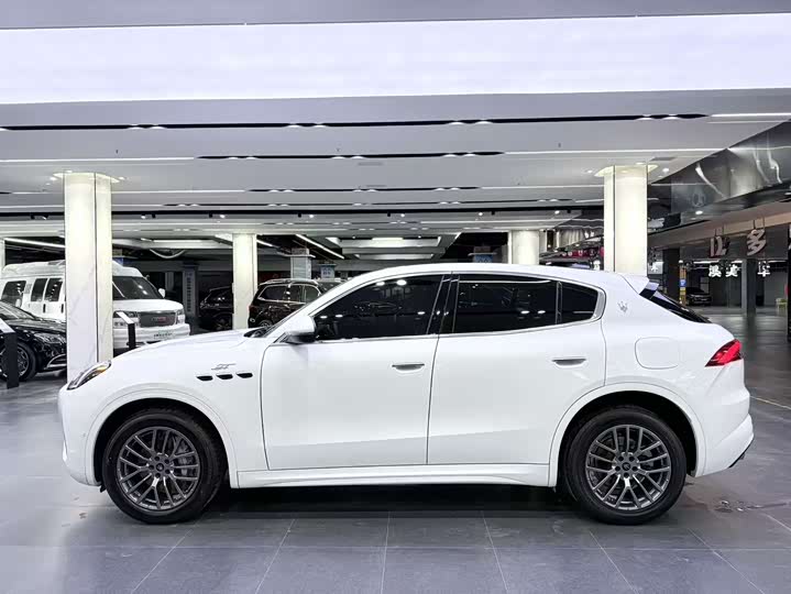 Maserati Grecale 2023 2023款 2.0T GT