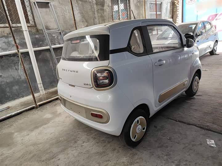 Bestune Pony 2026 2026款 222km 炫彩马