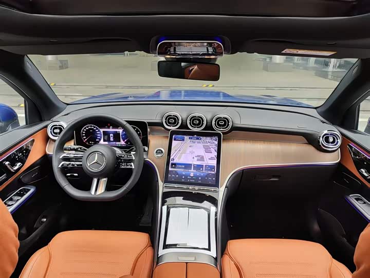 Mercedes-Benz GLC-Class 2024 2024款 改款 GLC 300 L 4MATIC 动感型 5座
