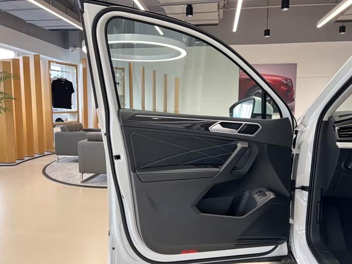 Volkswagen Tiguan L Hybrid 2023 2023款 430PHEV 插电混动尊贵版