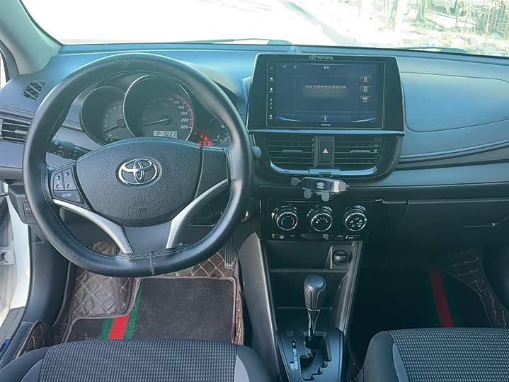 Toyota Vios 2022 2022款 1.5L 20周年纪念版