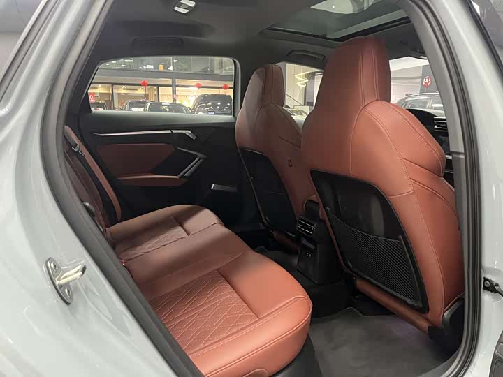 Audi A3 2025 2025款 A3L Limousine 35TFSI 飞驰尊享型