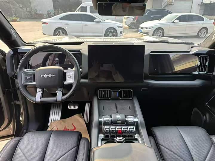 BYD FangChengBao Leopard 8 2025 2025款 智勇旗舰版 6座