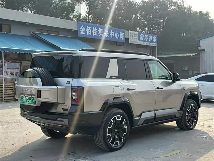 BYD FangChengBao Leopard 8 2025 2025款 智勇旗舰版 6座