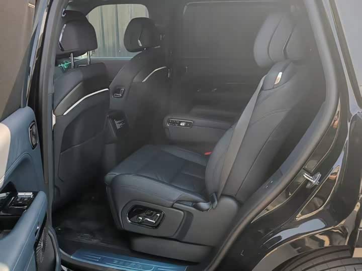 Zeekr 9X 2025 2025款 Hyper版 70kWh