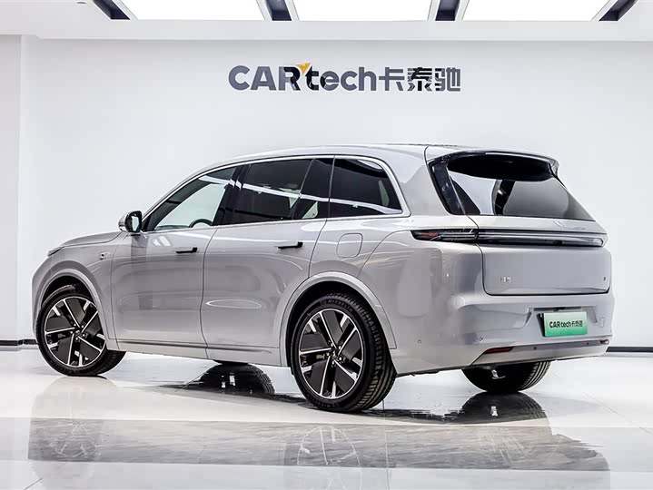 LiXiang L8 2025 2025款 Ultra 智能焕新版