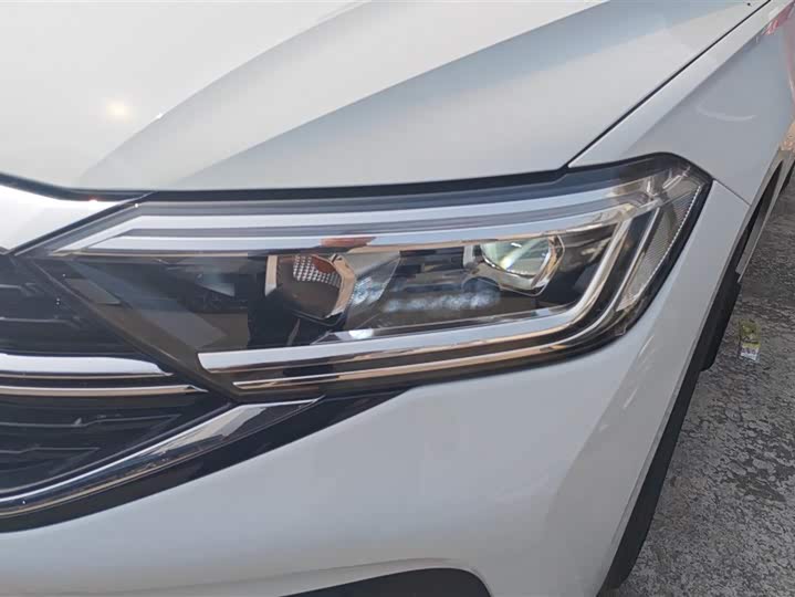 Volkswagen Sagitar L 2025 2025款 改款三 300TSI DSG超越版