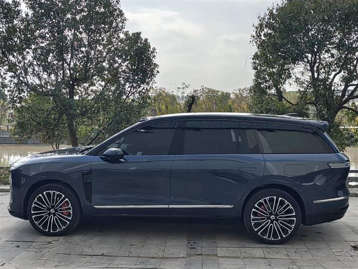 Nio ES8 2026 2026款 六座行政签名版