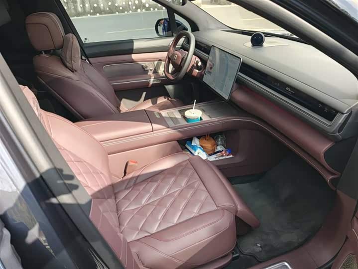 Nio ES8 2026 2026款 六座行政签名版