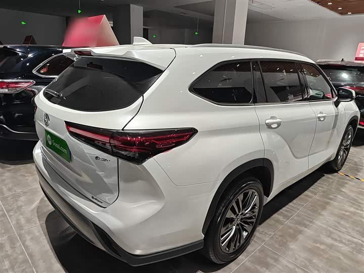 Toyota Highlander 2026 2026款 2.5L智能电混双擎四驱豪华版 7座
