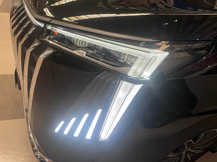 GAC Trumpchi M8 2024 2024款 大师系列 400T 至尊版