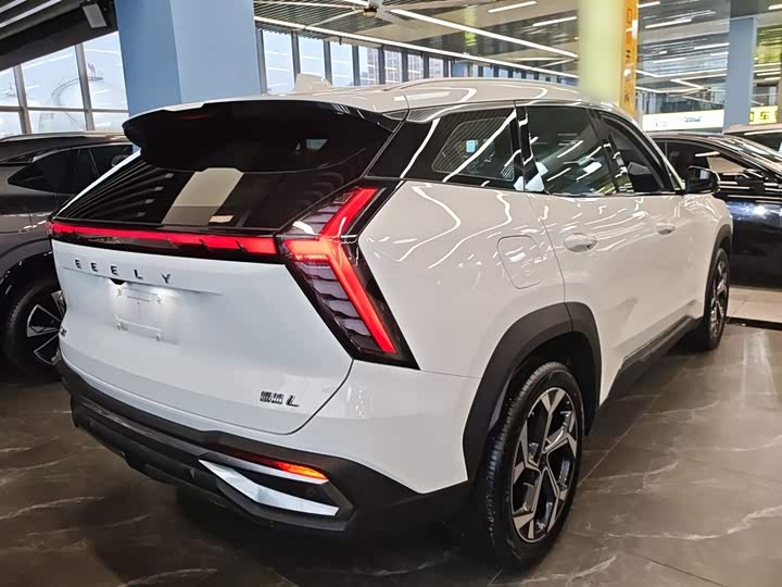 Geely Atlas L 2024 2024款 1.5TD DCT尊贵版