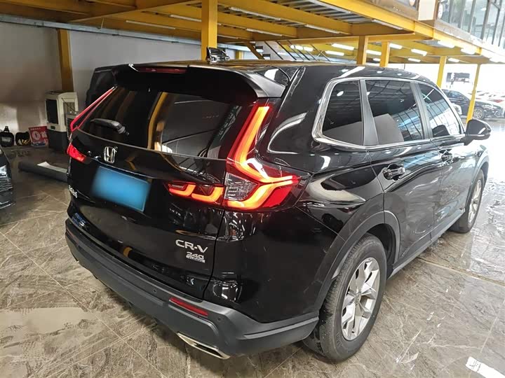 Honda CR-V 2024 2024款 240TURBO 两驱锋尚版 7座