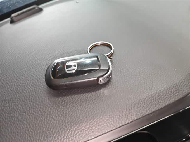 Honda CR-V 2024 2024款 240TURBO 两驱锋尚版 7座