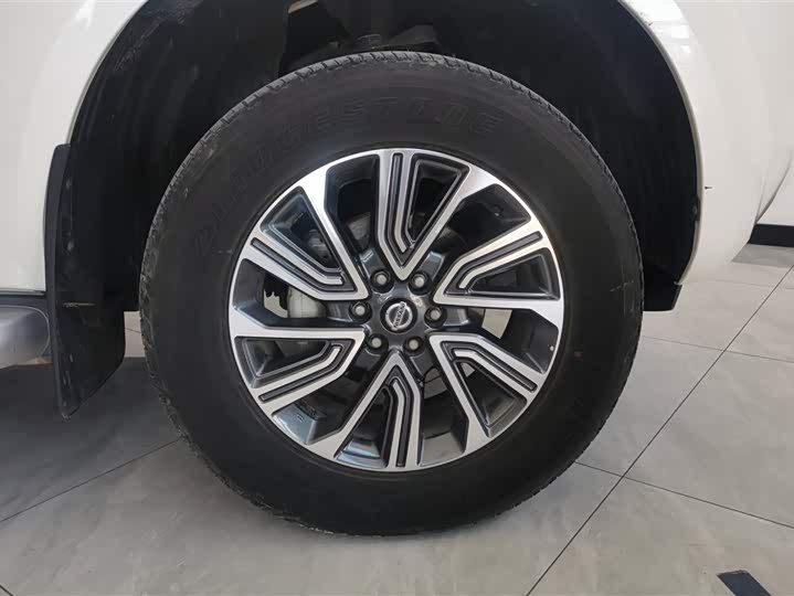 Nissan Terra 2020 2020款 2.5L XL Upper 自动两驱豪华版