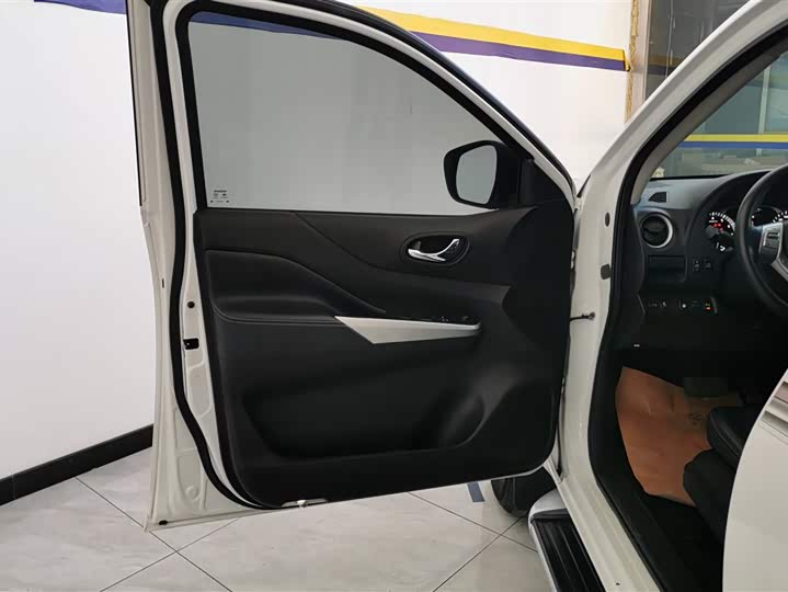 Nissan Terra 2020 2020款 2.5L XL Upper 自动两驱豪华版